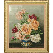 Bouquet of Trojans. 30x36 cm